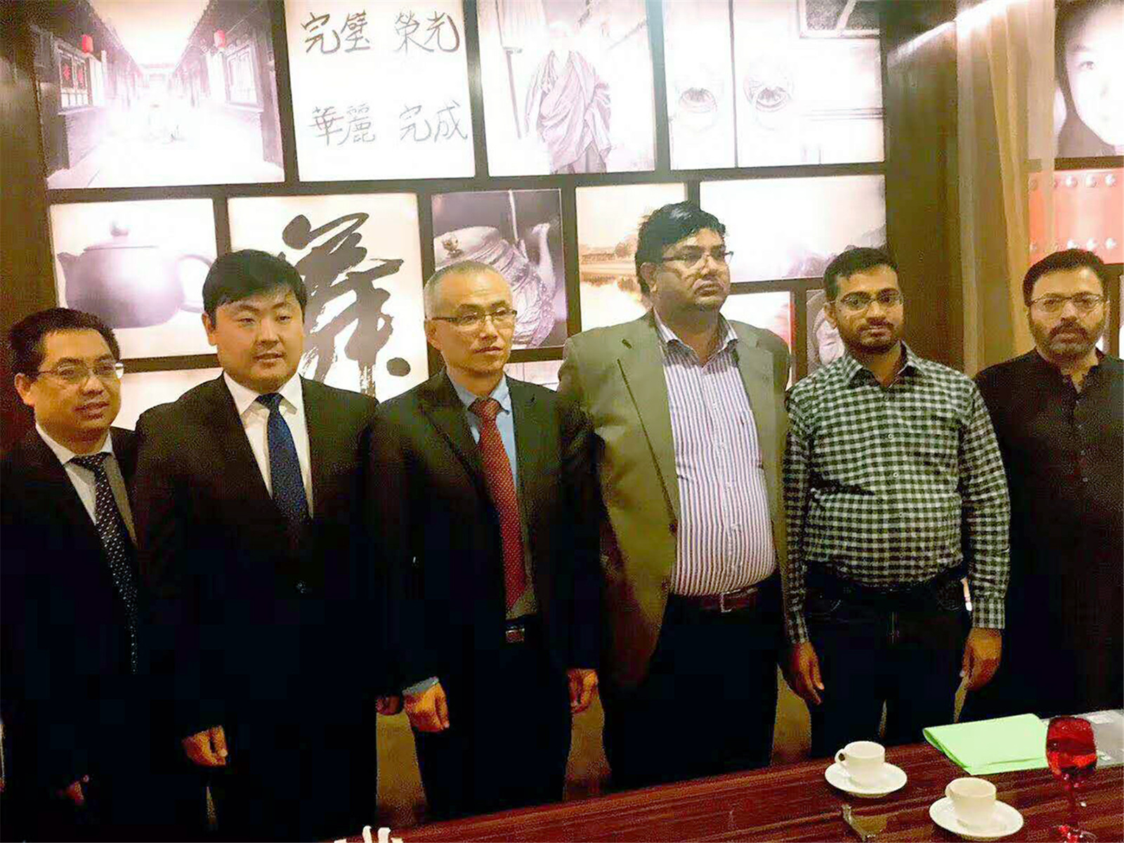 聚力共赢亚太伊士顿赴巴基斯坦市场拓展顺利推进，首单签约100台！